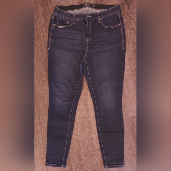 Torrid Premium Dark Wash Skinny Jeans Size 14R Stretch Jeggings Denim Casual - Picture 10 of 10